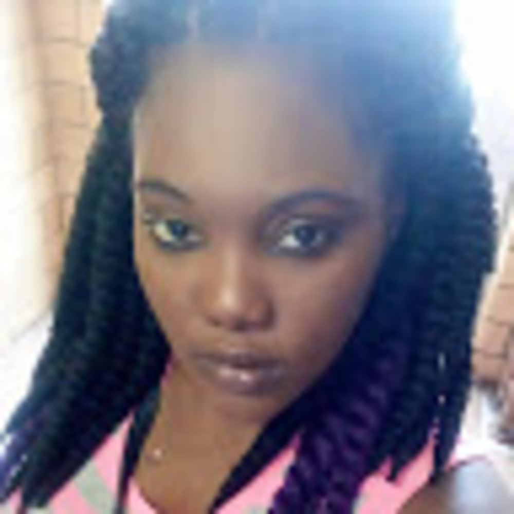 Meet your Posher, Ebony